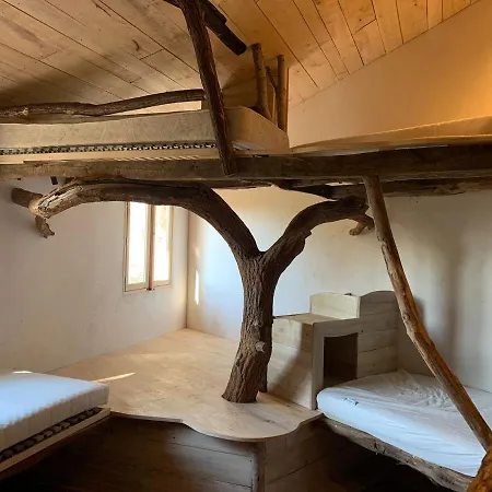 Les De Fallot Pour 15 Personnes - Piscine Naturelle