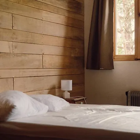 Les De Fallot Pour 15 Personnes - Piscine Naturelle بيت للعطل L'isle-Bouzon