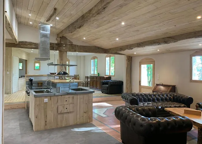 Les De Fallot Pour 15 Personnes - Piscine Naturelle *