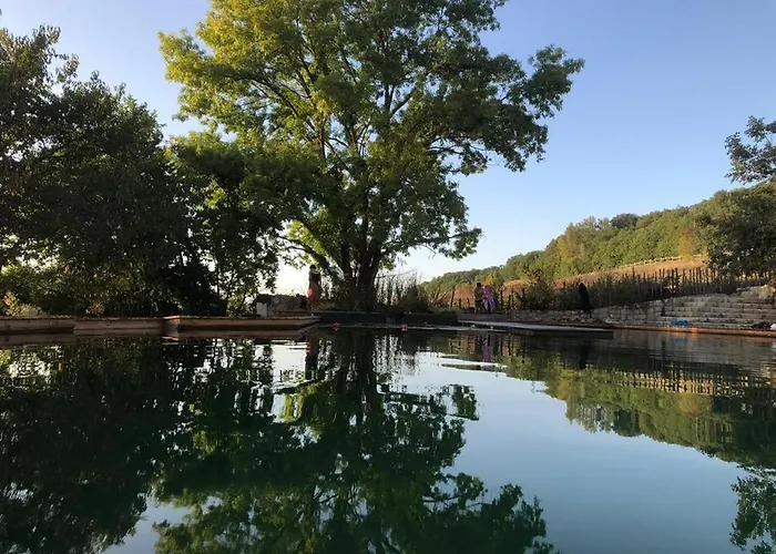 Les De Fallot Pour 15 Personnes - Piscine Naturelle
